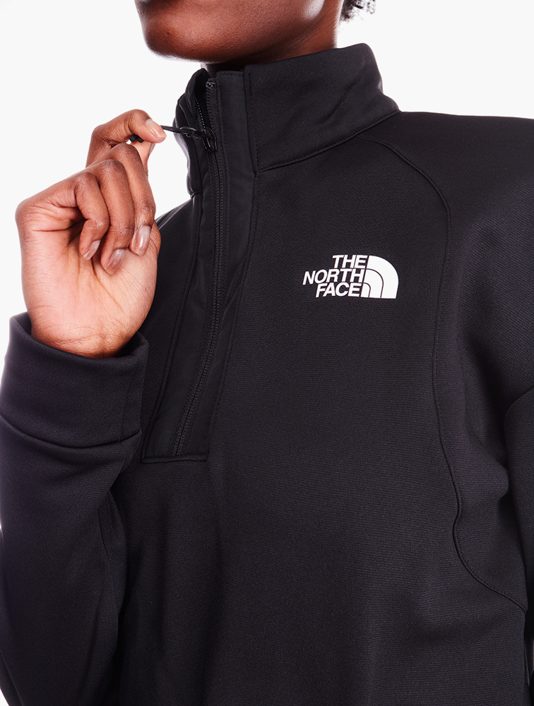 MyRunway Shop The North Face Black Mountain Athletics 1/4 Zip Fleece